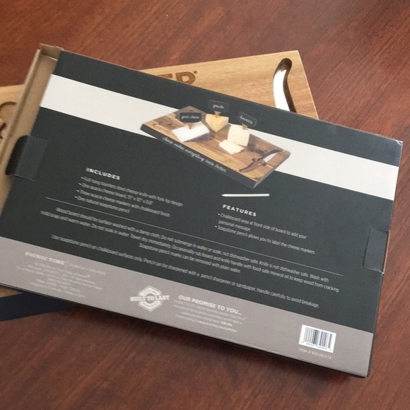 TOSCANA Cutting Board and Cheese Tools Set - Picture 11 of 16